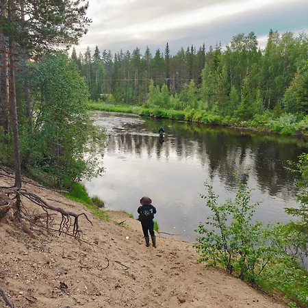 Lapland Riverside 1 Vadelma, Yllaes, Tiny With Sauna, Fireplace, Terrace, Bbq, Wifi, Ski, Fishing, Pets Ok